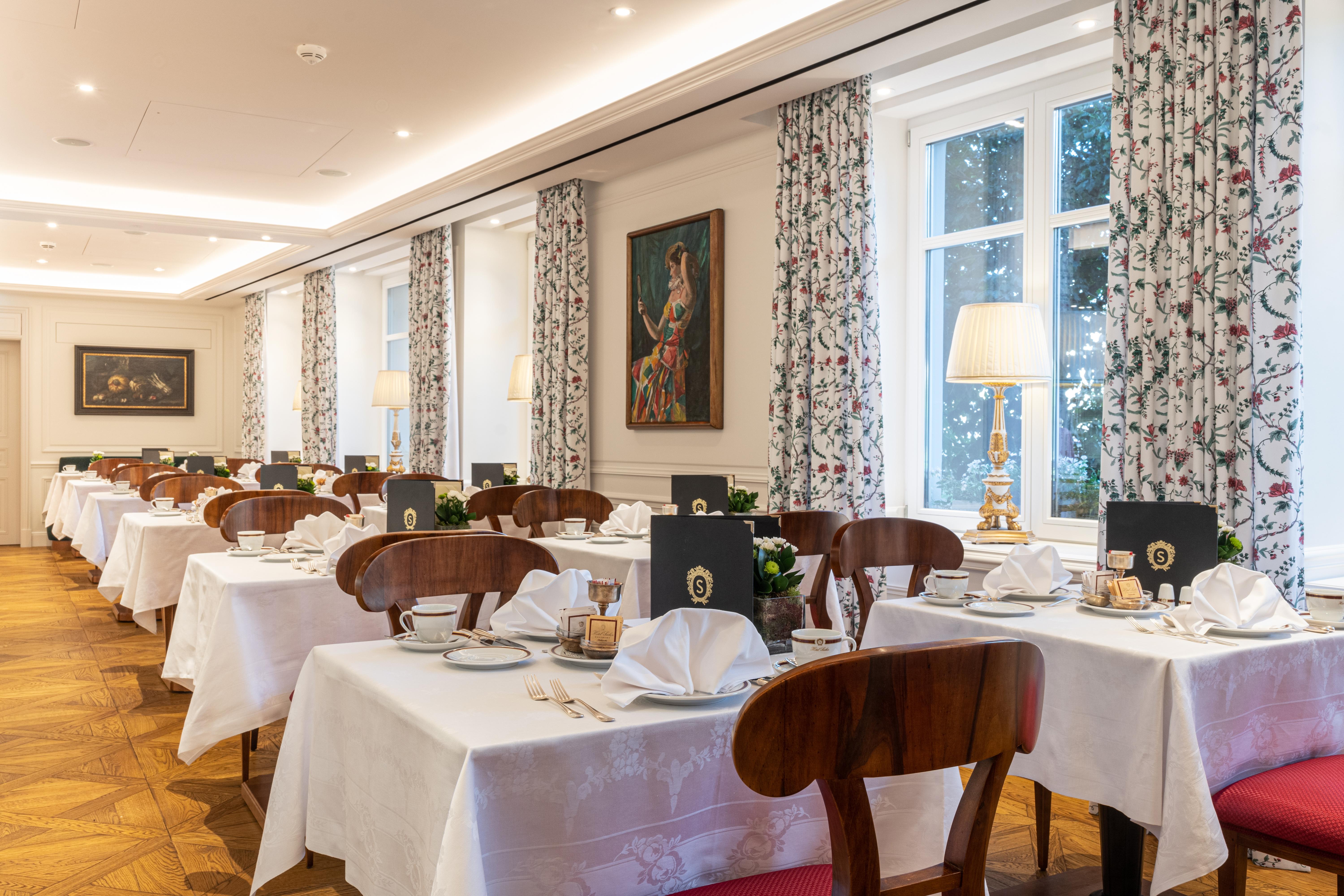 Hotel Sacher Зальцбург Экстерьер фото The dining room