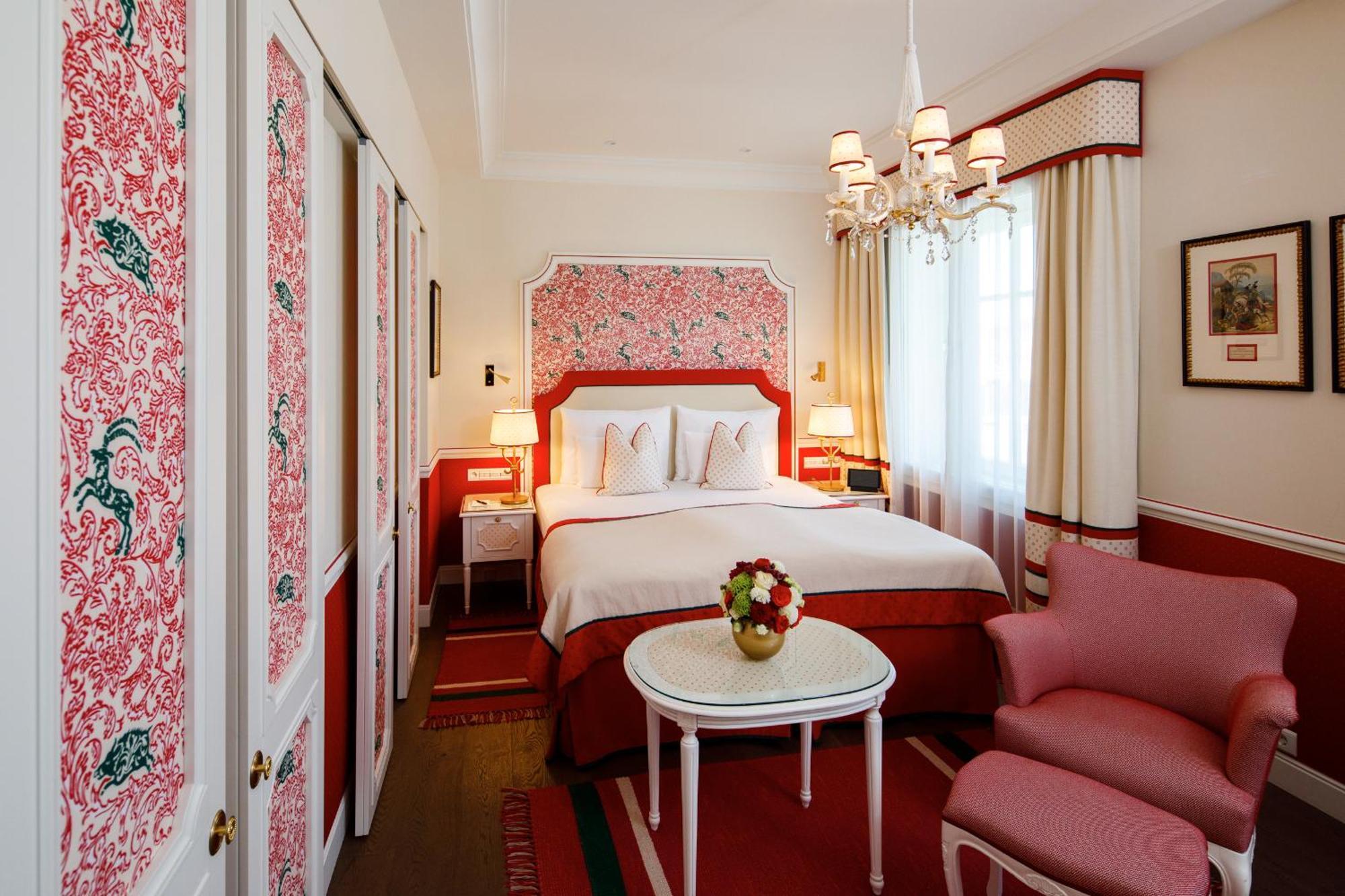 Hotel Sacher Зальцбург Экстерьер фото